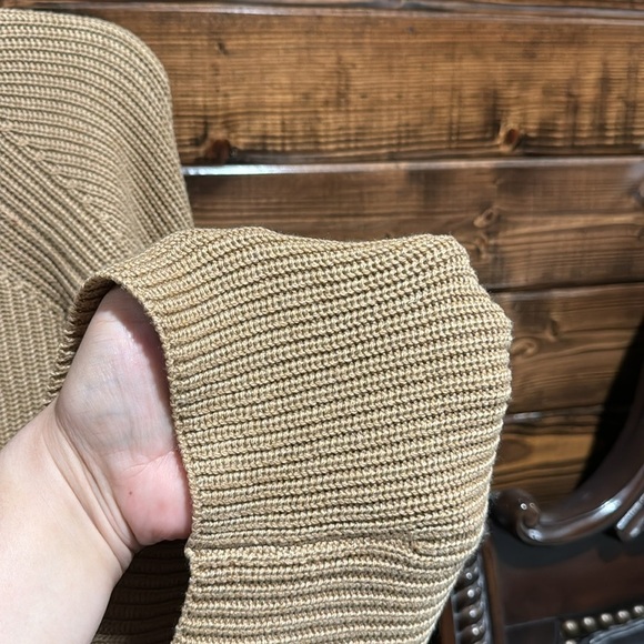 Jessica Simpson Sweater - Picture 10 of 11